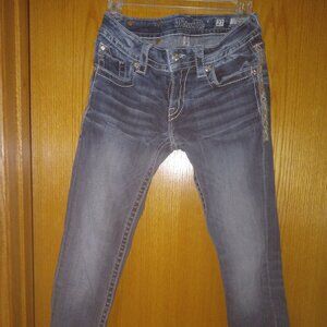 Miss Me jeans size 27x31Signature Skinny